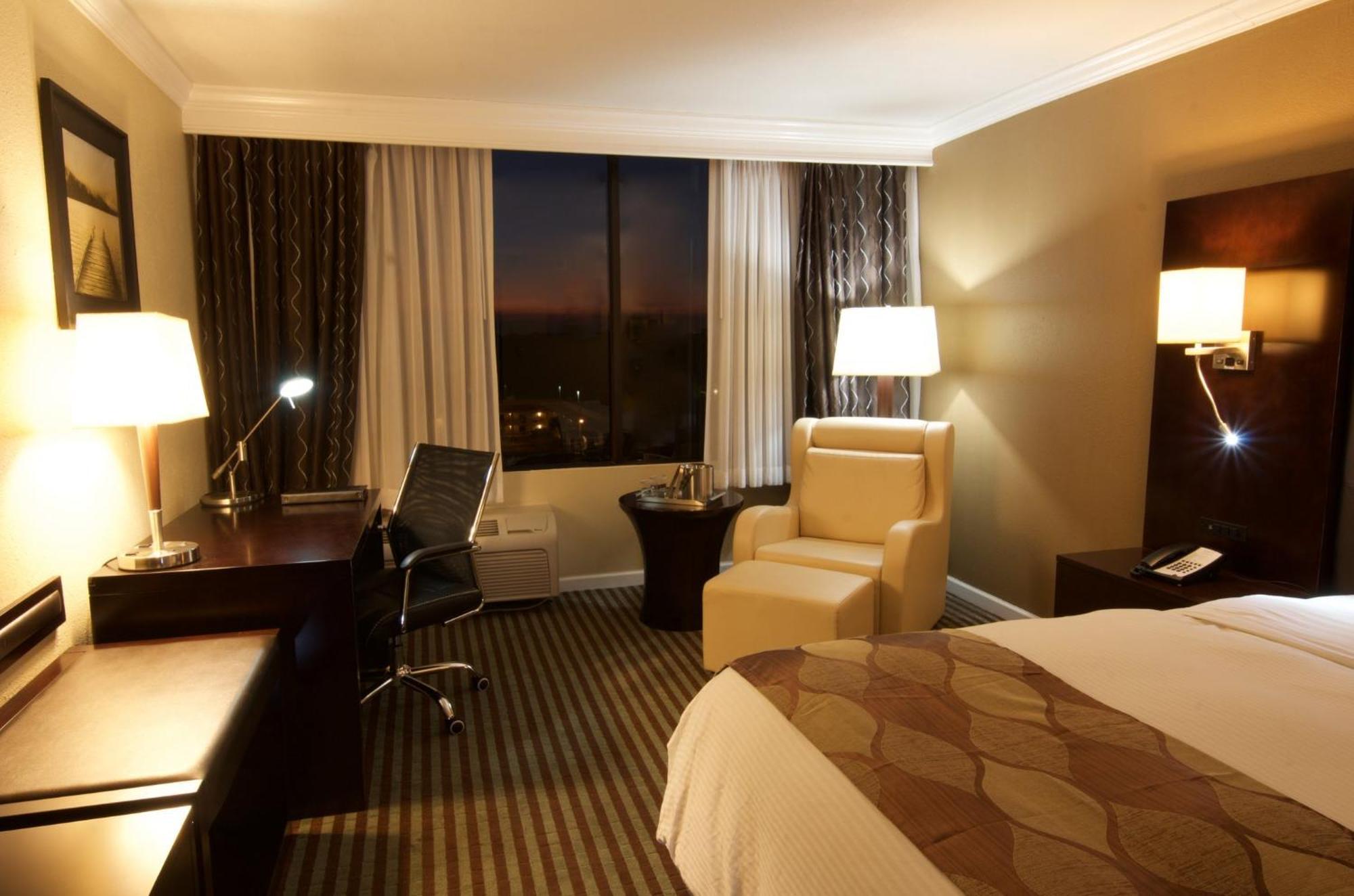 Alafaya Holiday Inn Orlando East-Ucf Area By Ihg מראה חיצוני תמונה